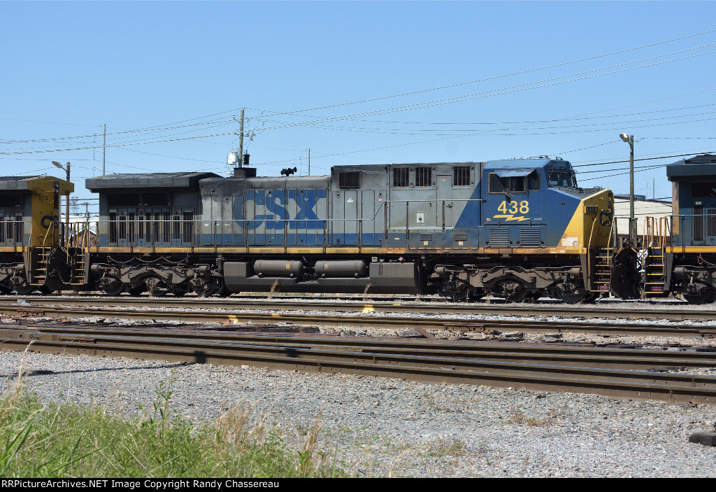 CSXT 438